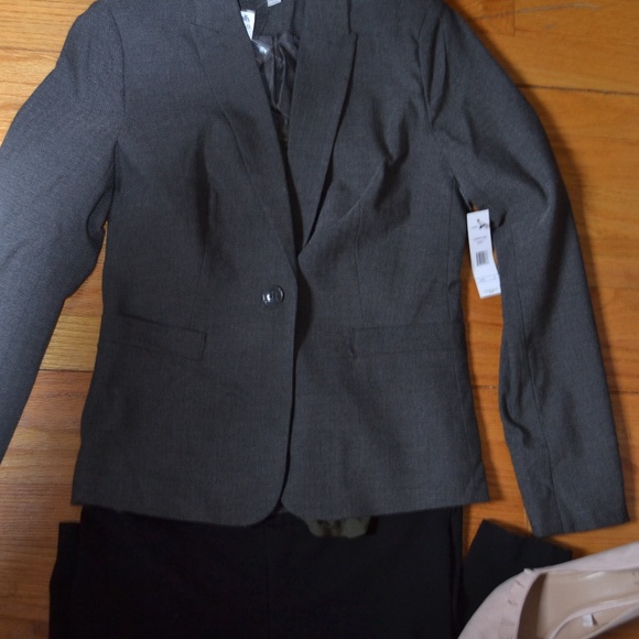 Blazer - Picture 4 of 5